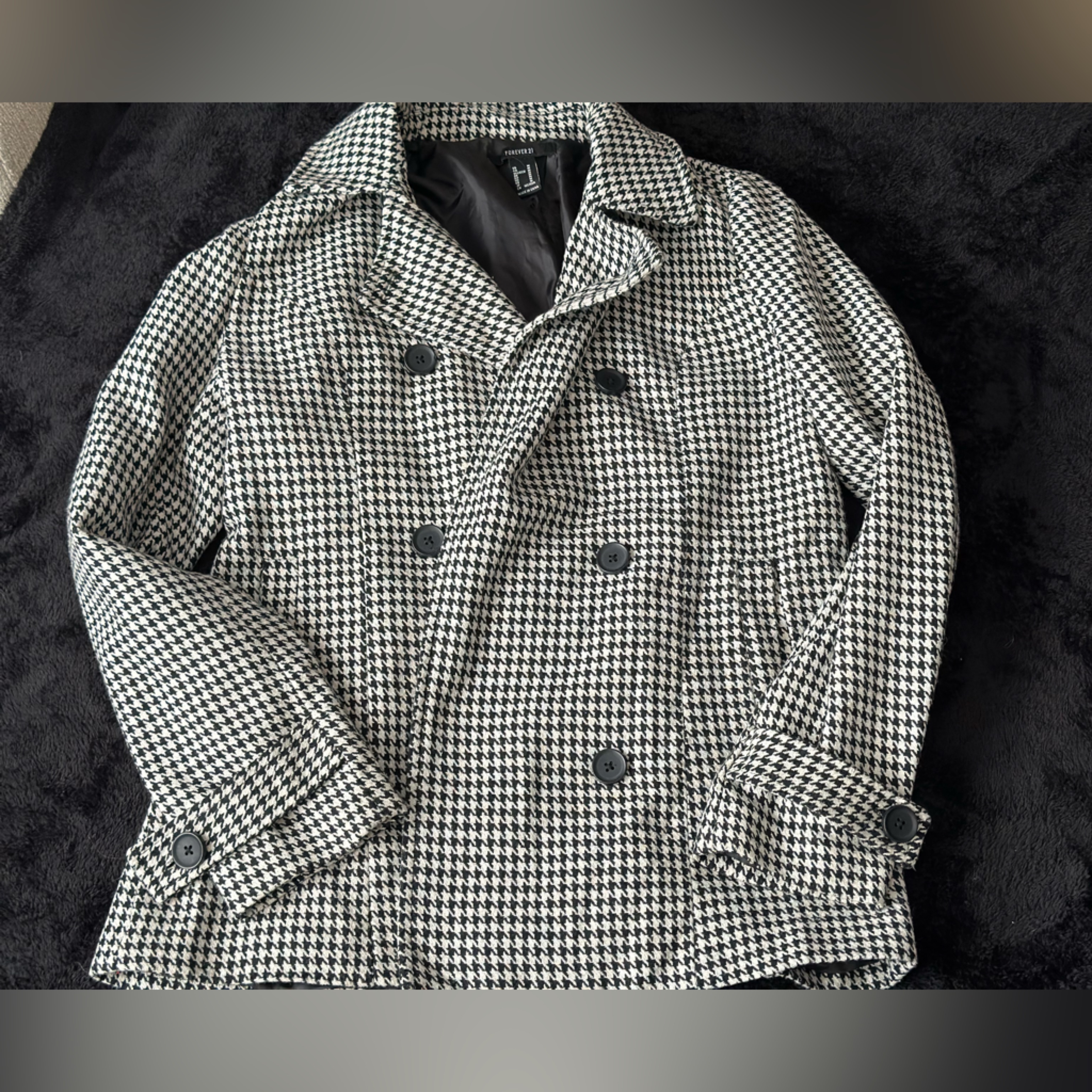 Houndstooth Patterned Coat